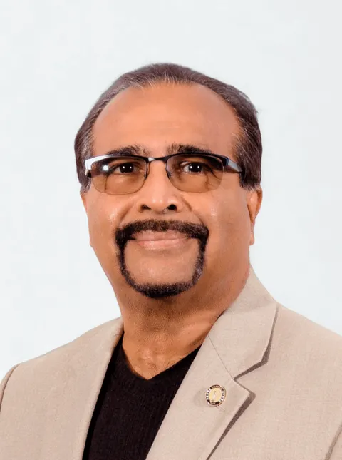 Haas Khaku, real estate agent in Fullerton