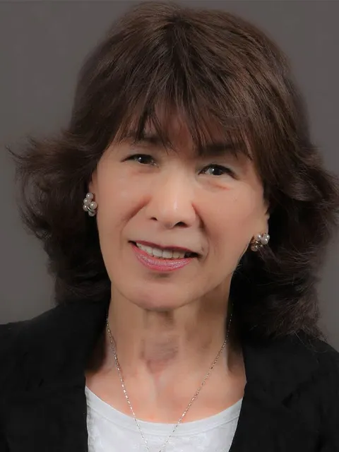 Yoriko Omori, real estate agent in Anaheim Hills
