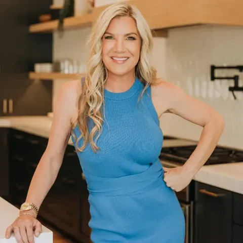 Susie Mckibben, real estate agent in Newport Beach