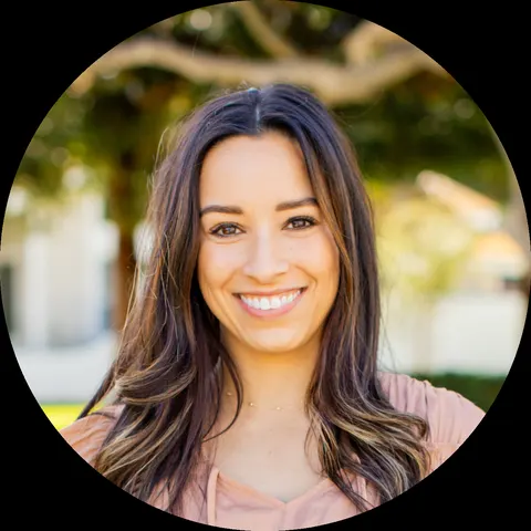 Lisa Doan-Minh, real estate agent in Newport Beach