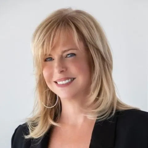 Jodi Ditolla, real estate agent in Newport Beach