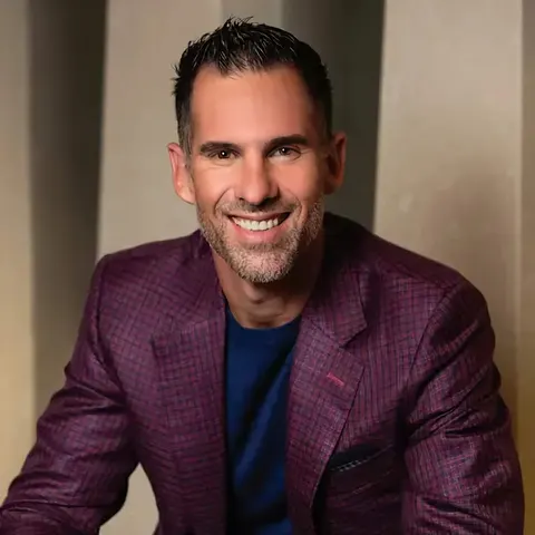 Steven "Bud" Mastropaolo, real estate agent in Corona Del Mar