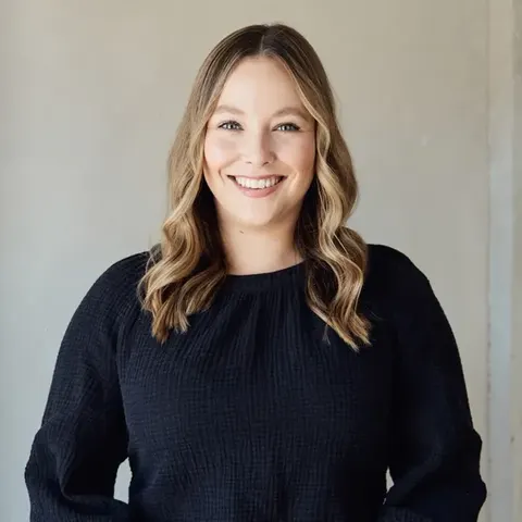 Racquel Hedin, real estate agent in Long Beach