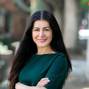 Nazee Rix, real estate agent in Sierra Madre