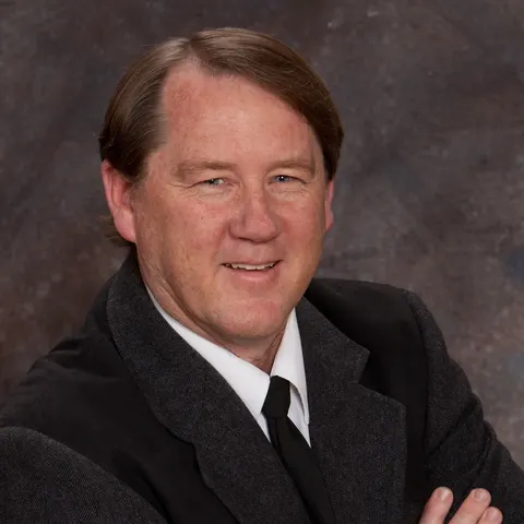 Jay Decou, real estate agent in Santa Margarita