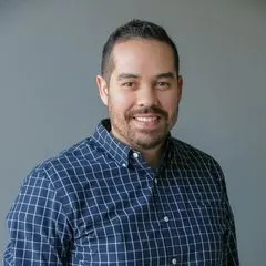 Luis Licea, real estate agent in Bakersfield