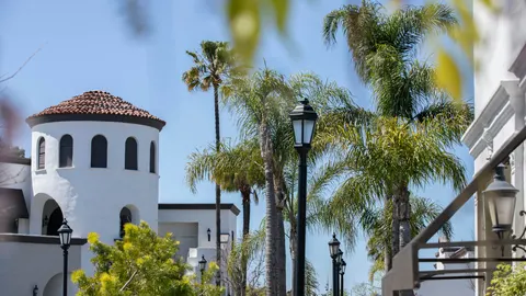 Michael Abdelsayed, real estate agent in Costa Mesa