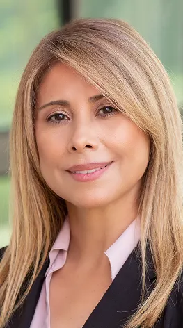 Yolanda Beserra, real estate agent in Anaheim