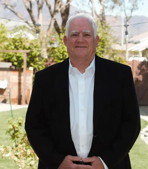 Doug Betz, real estate agent in Anaheim