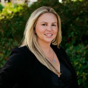 Lori Black, real estate agent in San Clemente