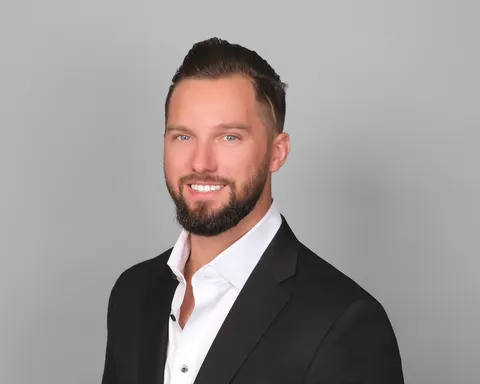 Keegan Budden, real estate agent in Newport Beach