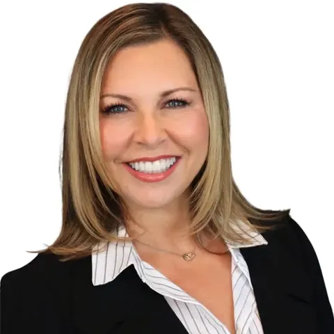 Karen Bunnell, real estate agent in Huntington Beach