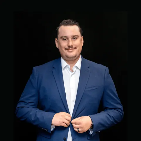 Justin Butler, real estate agent in Santa Ana