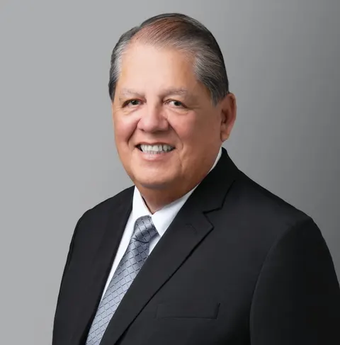 Mike Castro, real estate agent in Corona