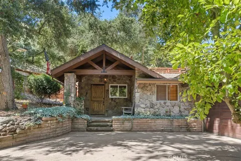Hannah Conrad, real estate agent in Modjeska Canyon