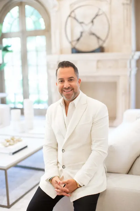 Paul Daftarian, real estate agent in Newport Coast