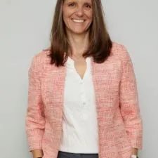 Christine Dicarlo, real estate agent in Huntington Beach