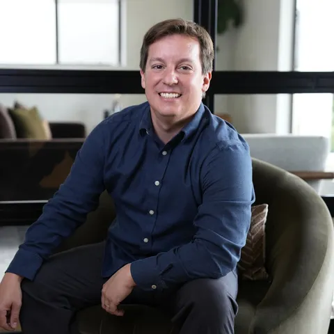 Christopher Espinoza, real estate agent in Irvine