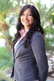 Misty Garza, real estate agent in Apple Valley