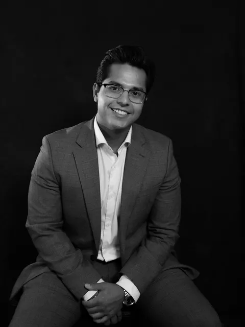 Rudy Gomez, real estate agent in Los Angeles