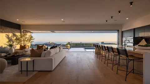 Obeid Habibi, real estate agent in Corona Del Mar