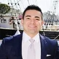 Adrian Hernandez, real estate agent in Hemet