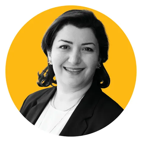 Maryam Hormati, real estate agent in Irvine