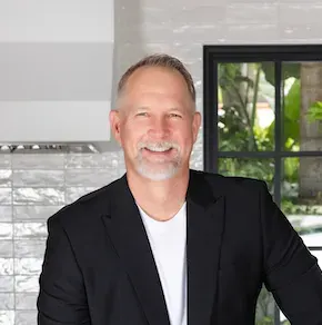 Jason Huett, real estate agent in Laguna Woods