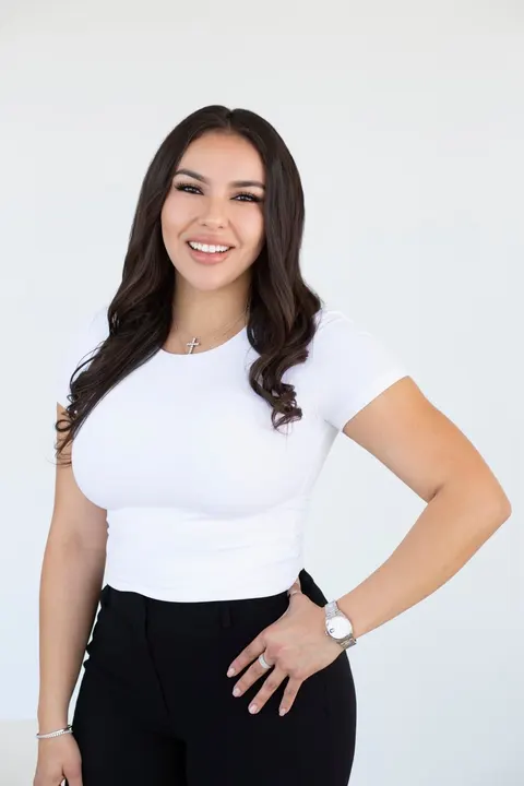 Alondra Guevara Ibarra, real estate agent in Huntington Beach