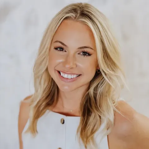 Ashley Schisler, real estate agent in Laguna Beach