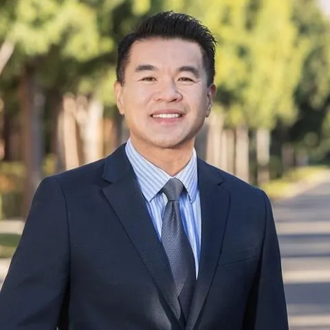 Tony Kuo, real estate agent in Irvine