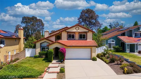 Na Li, real estate agent in Chino Hills