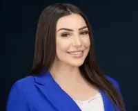 Alannah Lones, real estate agent in Lake Forest