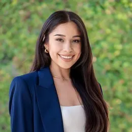Raquel Ariel Marquez, real estate agent in Santa Ana