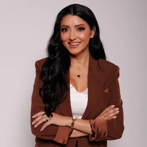 Stacey May, real estate agent in Big Bear Lake
