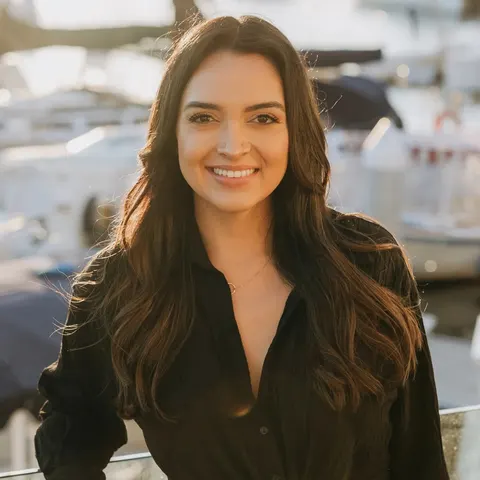 Sarah Mejia, real estate agent in Irvine