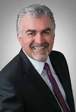 Shawn Mohtashem, real estate agent in Lake Forest