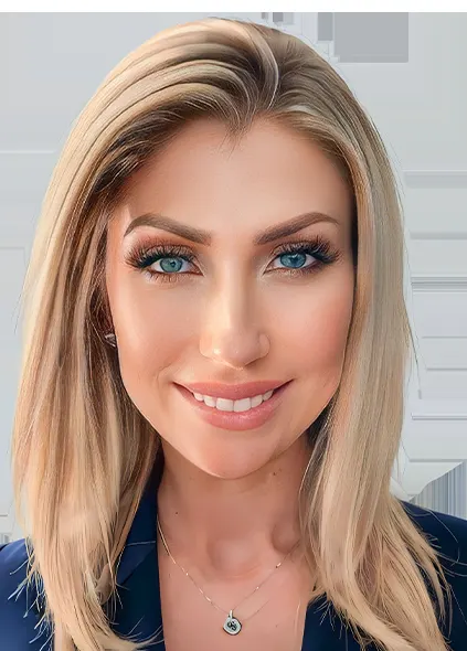 Lindsey Montano, real estate agent in Corona