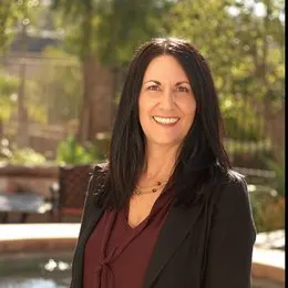 Kimberly Myszka, real estate agent in Huntington Beach