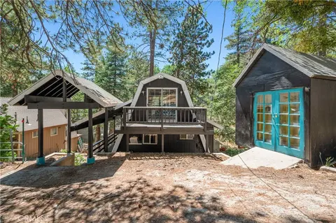 Anthony Norton, real estate agent in Arrowbear