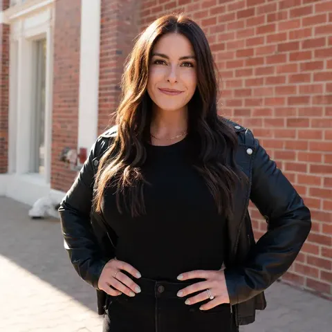 Sarah Mulcahy, real estate agent in Huntington Beach