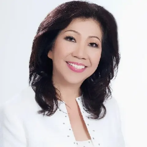 Vickie Pham, real estate agent in Chino