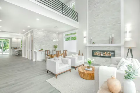 Andrew Pollaro, real estate agent in Huntington Beach