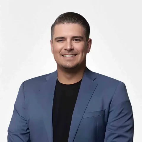 Zachary Pope, real estate agent in Huntington Beach
