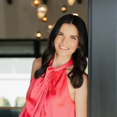 Emma Robinson, real estate agent in San Juan Capistrano