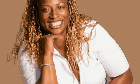 Lacy Robertson, real estate agent in Los Angeles