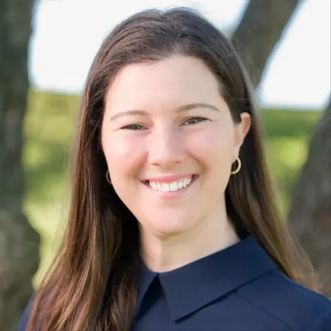 Serena Robinett, real estate agent in San Juan Capistrano