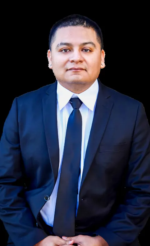 Rey Roman, real estate agent in Los Angeles