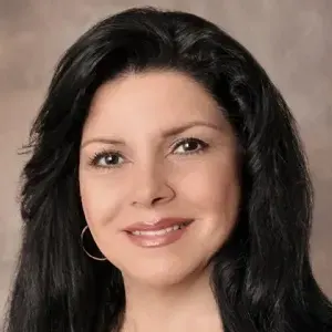 Farah Sadeghivafa, real estate agent in Laguna Woods