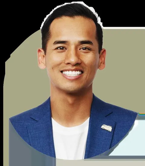 Nissay Sao, real estate agent in Long Beach